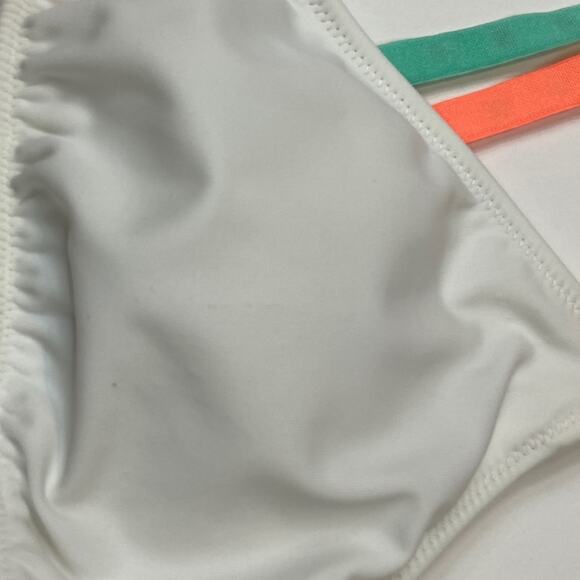 Victoria’s Secret | White Studded Bikini Top Sz S - Picture 6 of 6